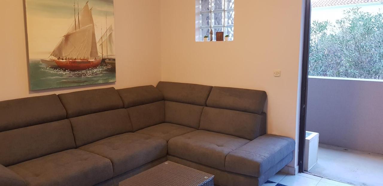 קאפריה Apartments Miranda מראה חיצוני תמונה